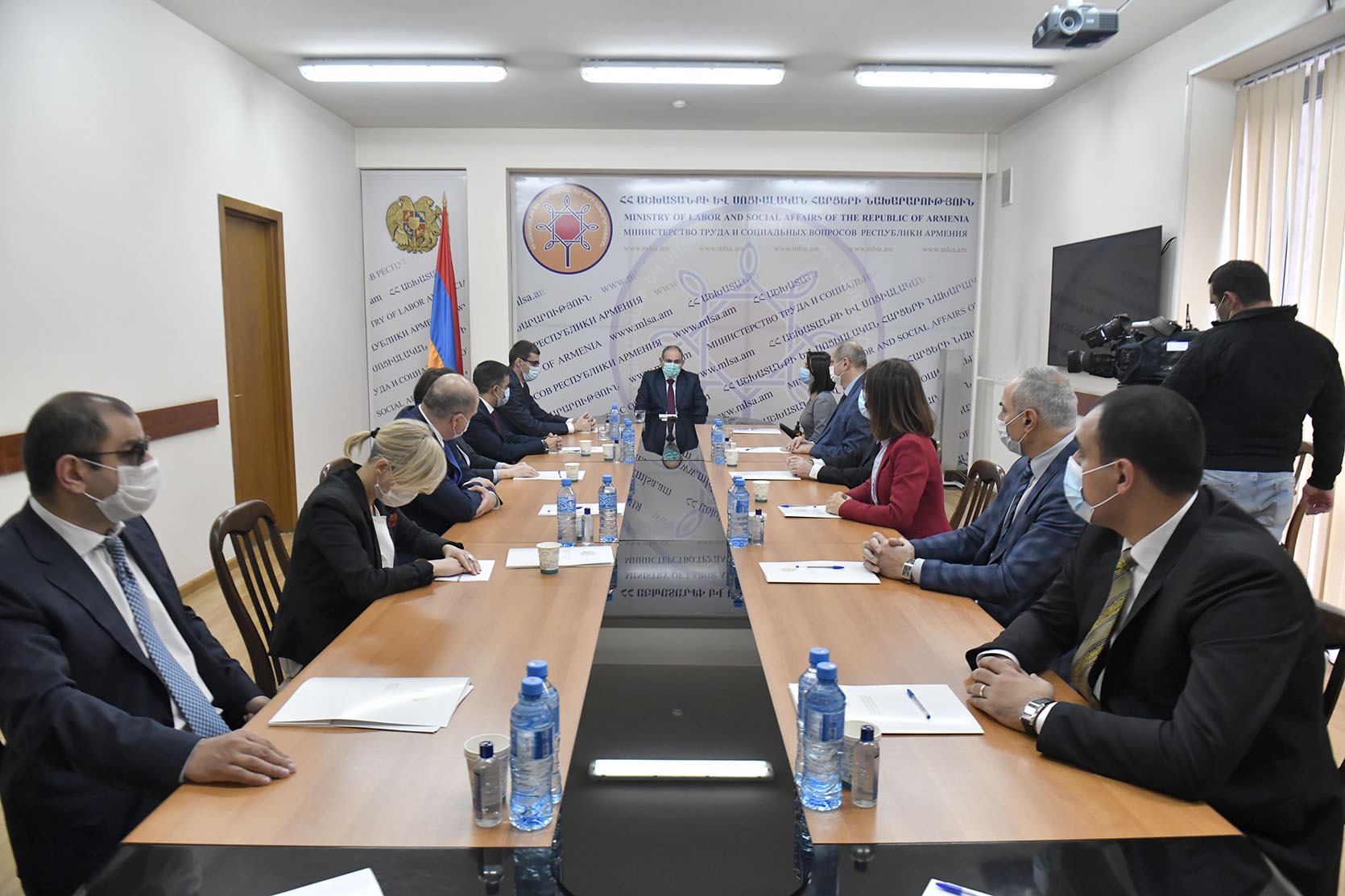 Никол Пашинян представил нового министра труда и социальных вопросов: «Немедленно приступить к работе»