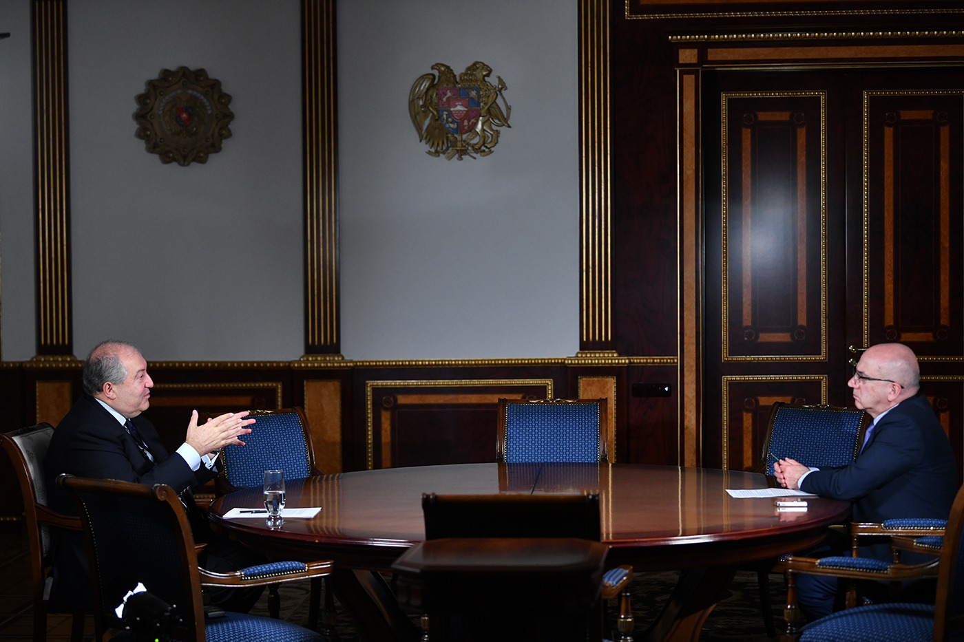 Эксклюзивное интервью президента Армении газете «Аравот»: видео