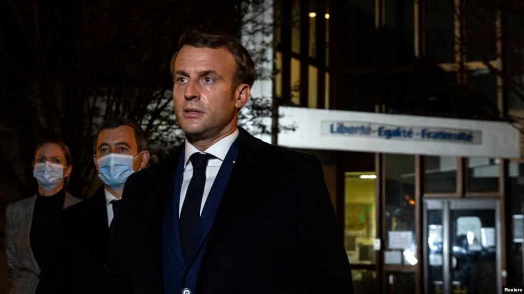 Франция: Макрон дал имамам 15 дней на принятие хартии республиканских ценностей