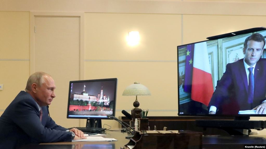 Путин и Макрон выразили готовность в координации работы по Нагорно-Карабахскому вопросу