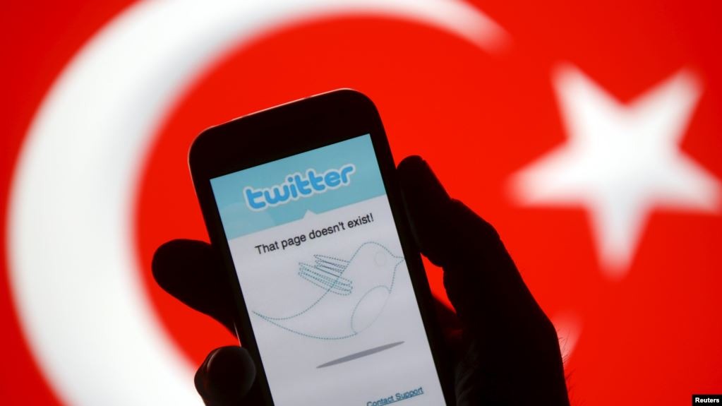Соцсети в Турции получили миллионные штрафы: режим Эрдогана выдвигает требования
