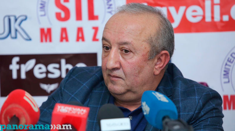 Мовсес Акобян после отставки обвинил Никола Пашиняна в преступлении