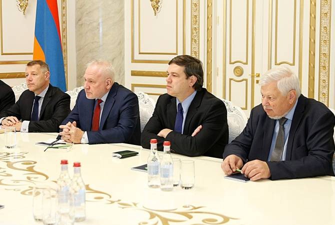 Сопредседатели МГ ОБСЕ посетят Баку и Ереван в конце недели: Филип Рикер