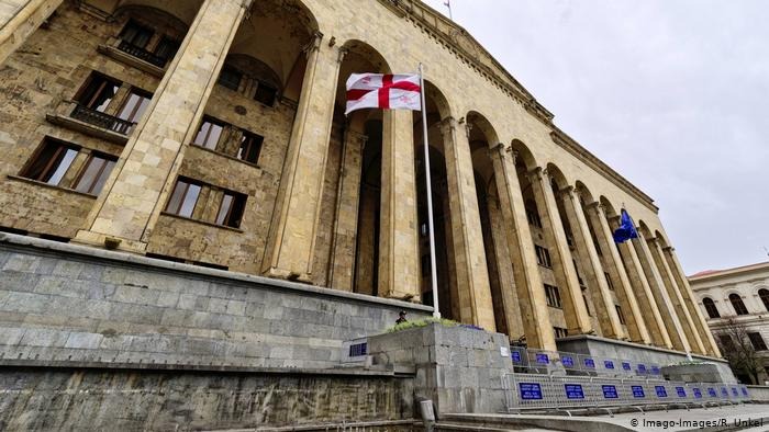 Парламент Грузии принял постановление о стремлении вступить в НАТО и ЕС