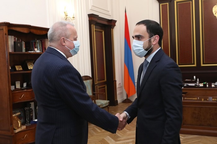 Армения предлагает принцип «всех на всех» в процессе обмена военнопленными: Тигран Авинян