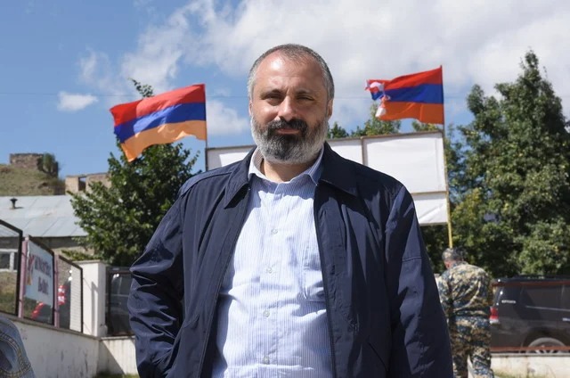 Иметь в Нагорном Карабахе базу РФ «было бы очень хорошо»: Давид Бабаян — РИА Новости