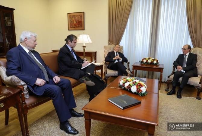 Армения готова возобновить переговоры в рамках сопредседательства МГ ОБСЕ: Ара Айвазян