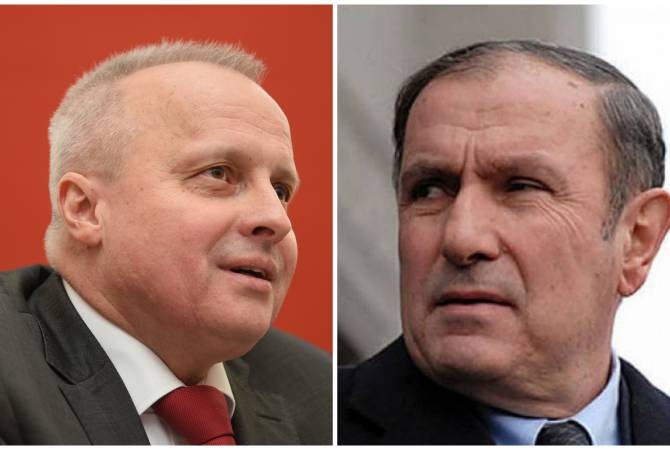 Левон Тер-Петросян обсудил вопрос о возвращении пленных с послом РФ в Армении