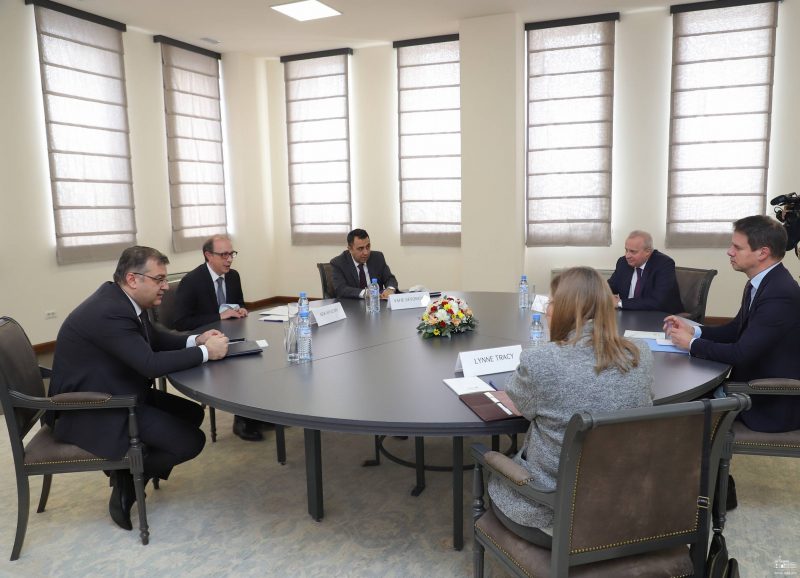 Глава МИД Армении принял послов стран-сопредседателей МГ ОБСЕ — США, РФ и Франции