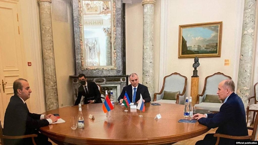 Главы СНБ Армении и СГБ Азербайджана провели еще одну встречу — в приграничье Сюника