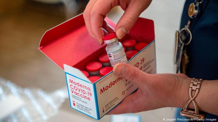 Еврокомиссия одобрила использование вакцины компании Moderna Нубара Афеяна