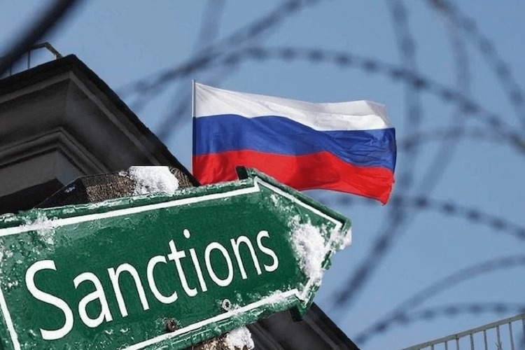 Брюссель дал зеленый свет новым санкциям против России: в списке — главы силовых ведомств