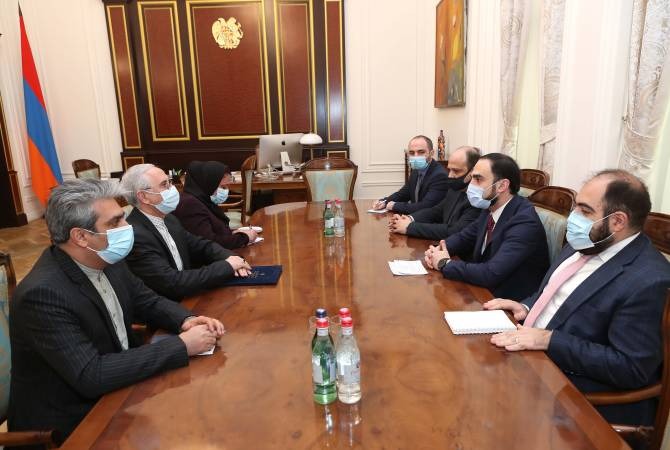 Вице-премьер Армении и посол Ирана обсудили вопросы коридора Персидский залив-Черное море