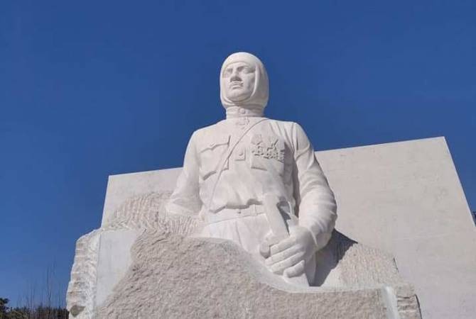Памятник Гарегину Нжде не демонтирован: мэр города Мартуни в Арцахе — видео