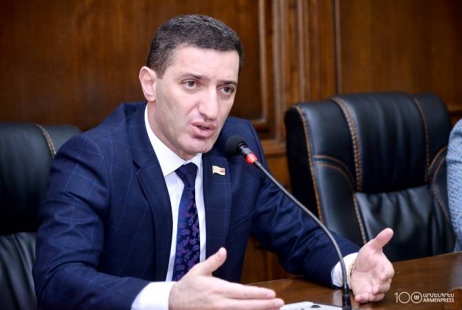 Депутат Геворг Петросян покидает фракцию «Процветающая Армения»