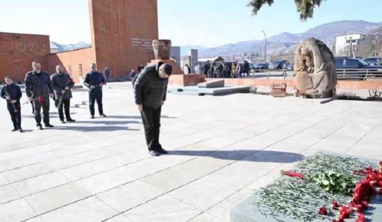 За 33 года ничего не изменилось, Баку продолжает антиармянскую политику: президент Арцаха почтил память жертв Сумгаитской резни