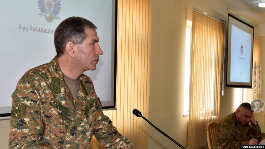 Начальник Генштаба посетил 3-е войсковое соединение ВС Армении