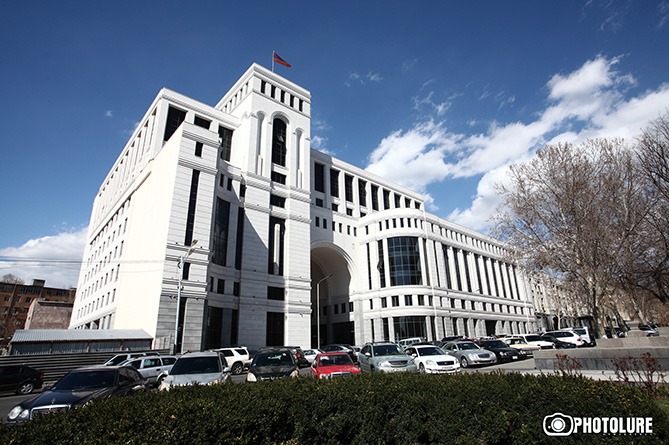 МИД Армении обнародовал подробности встречи Ара Айвазяна с сопредседателями МГ ОБСЕ