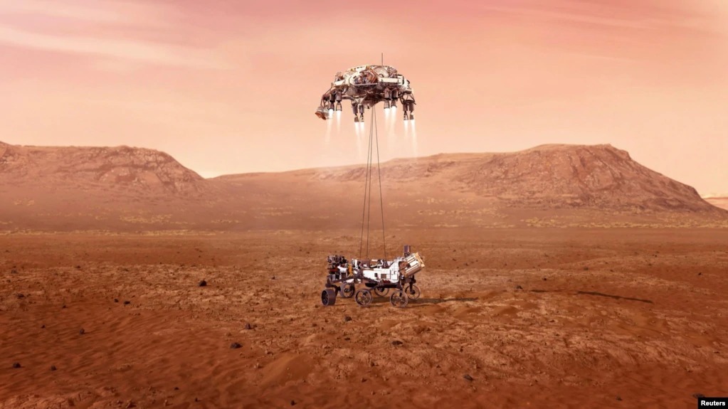 Марсоход НАСА Perseverance совершил посадку на поверхность Красной планеты: фото
