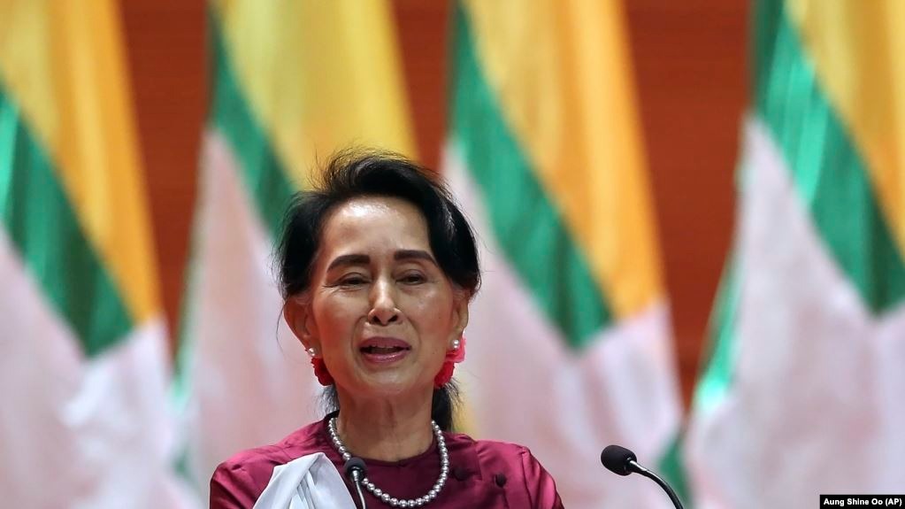 Военный переворот в Мьянме: лидер страны Аунг Сан Су Чжи задержана