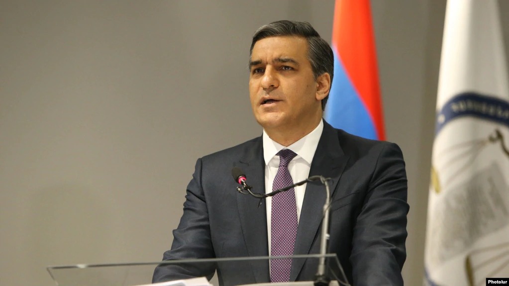 Омбудсмен Армении призывает к бдительности и солидарности: заявление