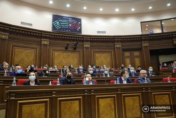 Парламент Армении осуждает воспрепятствование Азербайджаном возвращению армянских пленных
