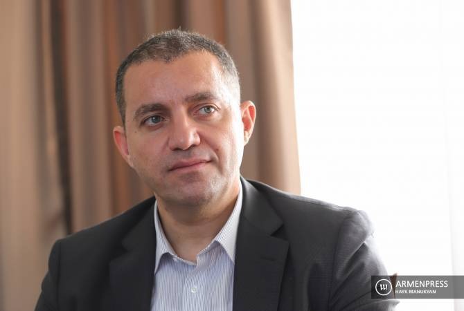 Министр Ваан Керобян представил подробности: почему остановлен проект по производству бронетехники