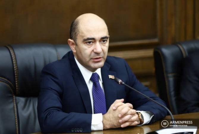 “Просвещенная Армения” принимает предложение президента Саргсяна о встрече