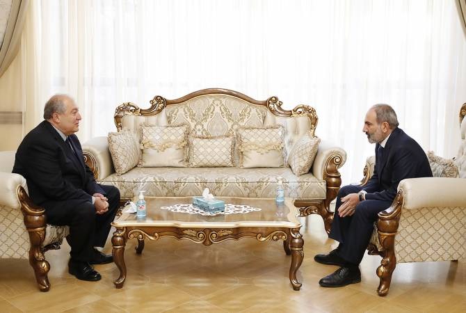 Президент и премьер-министр Армении обсудили ситуацию в стране