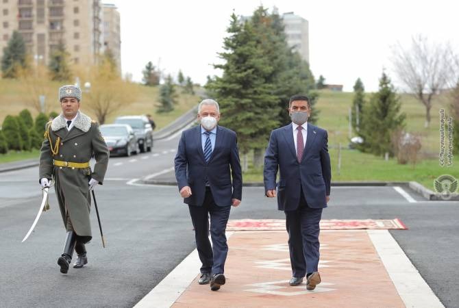 Министр обороны Ирака прибыл в Армению с официальным визитом: встреча в МО