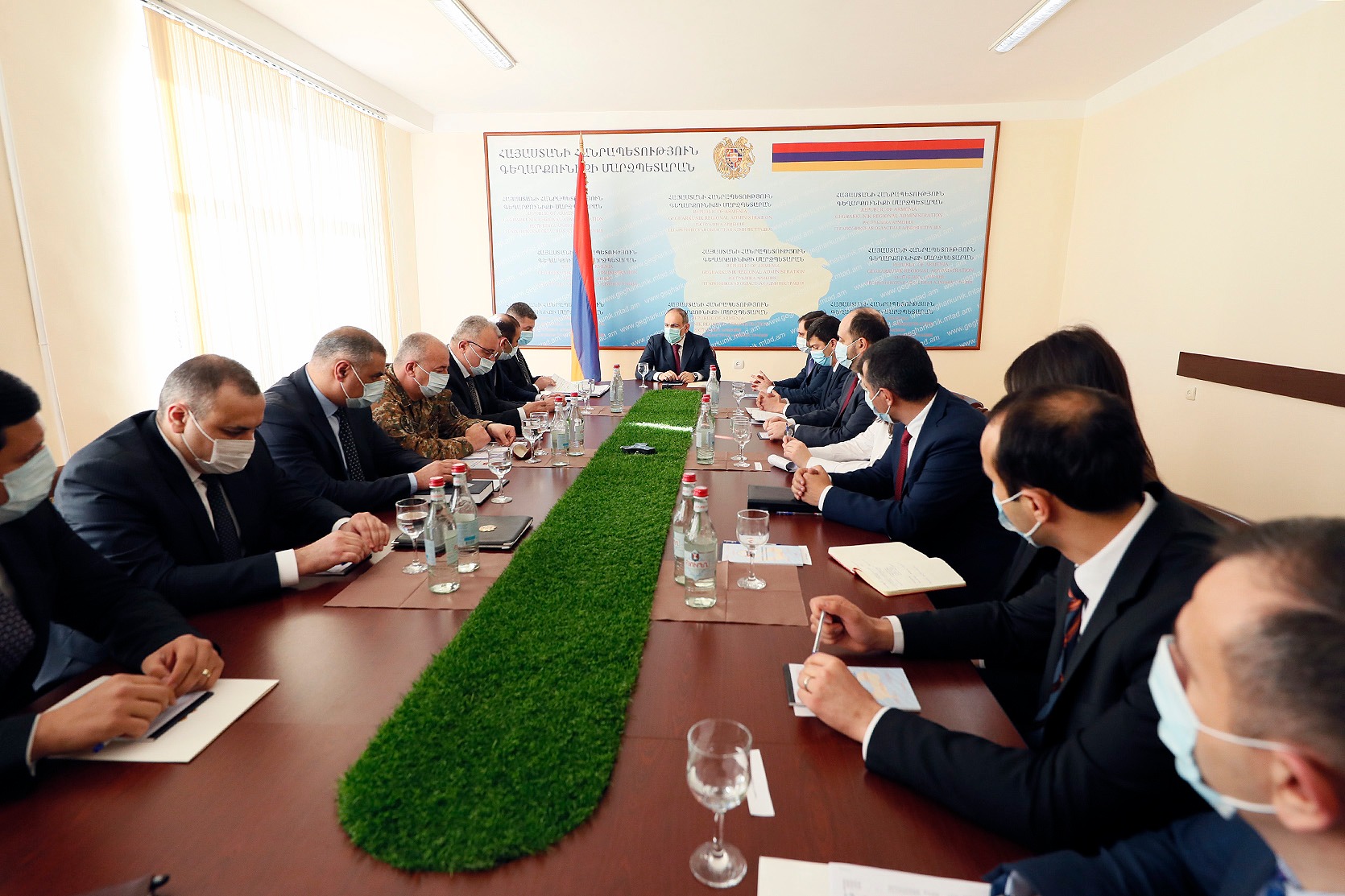 Необходимо очень активно претворять в жизнь наше видение по строительству Армении по-новому: премьер-министр в Гегаркунике