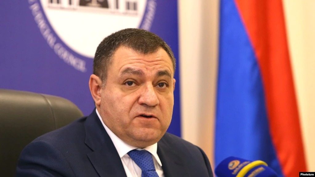 Глава ВСС обратился к спикеру парламента в связи с заявлениями депутата Армана Бабаджаняна