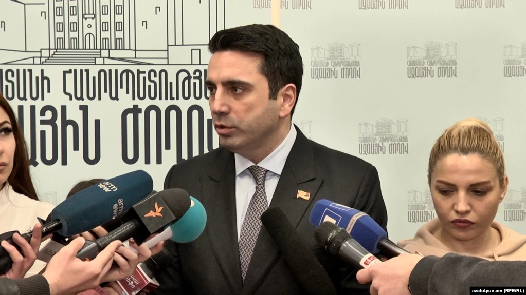 Ален Симонян не исключает, что выборы будут проведены в соответствии с действующим Избирательным кодексом