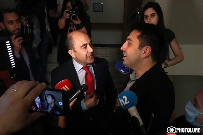Ален Симонян не считает, что «Просвещенная Армения» — за досрочные выборы: Эдмон Марукян — возражает