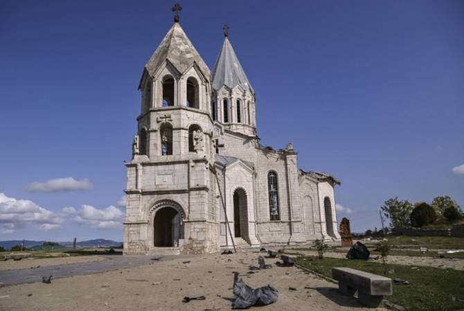 La Croix. Не позволяйте, чтобы церкви Нагорного Карабаха были уничтожены: евродепутат Натали Луазо