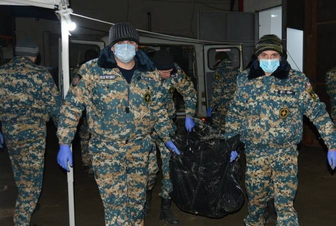 Спасатели Арцаха обнаружили останки 7 военнослужащих в районе Джракана, еще 2 передал Азербайджан