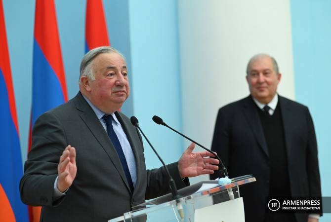 Армянские пленники в Азербайджане должны быть возвращены: председатель Сената Франции