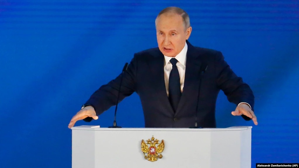 Путин рассказал Федеральному Собранию РФ о «сорванной попытке переворота в Беларуси»