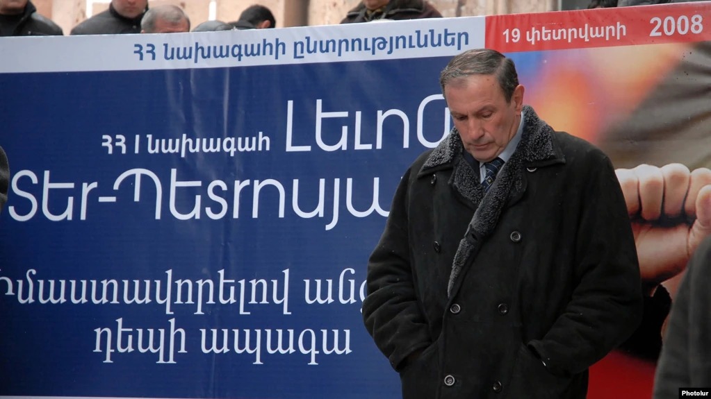 Левон Тер-Петросян выразил сомнения в связи с легитимностью предстоящих выборов