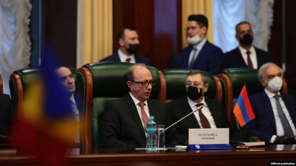Глава МИД Армении на заседании СМИД СНГ: необходимо немедленное возвращение армянских пленных