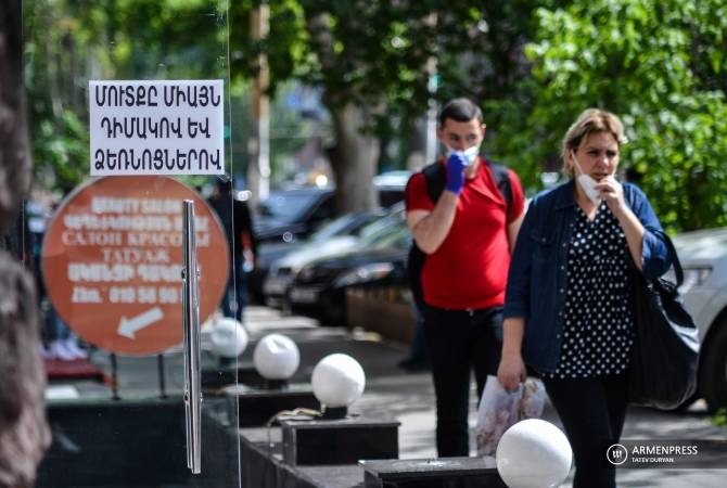 Коронавирус в Армении: новых случаев — 493, выздоровели — 452, умерли — 13
