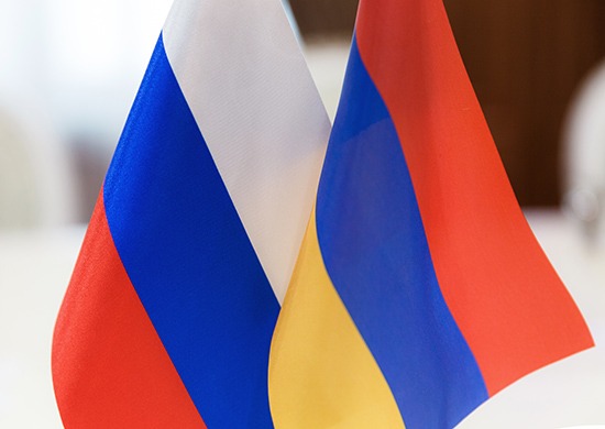 Состоялись телефонные переговоры глав военных ведомств Армении и России