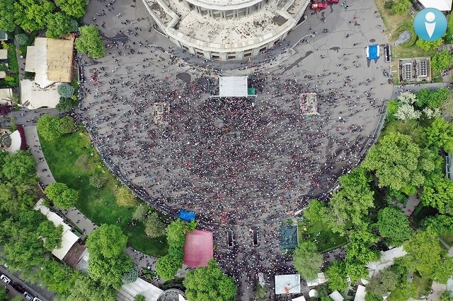 На митинге Роберта Кочаряна присутствовало около 7900 человек: «Союз информированных граждан»