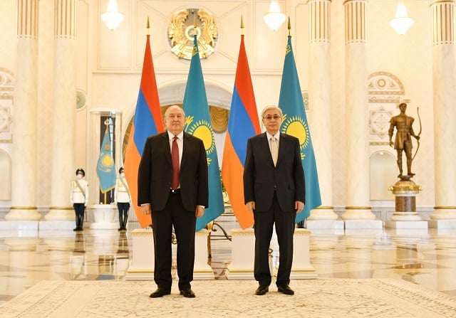 Хотелось бы видеть сотрудничество между нашими странами более глубоким и обширным – в Нур-Султане состоялась встреча Президентов Армении и Казахстана