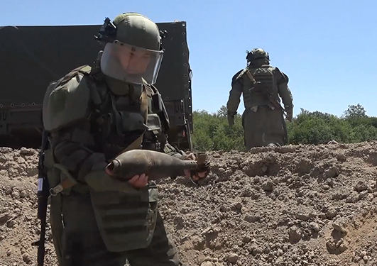 Российские миротворцы продолжают уничтожение обнаруженных на территории Нагорного Карабаха боеприпасов