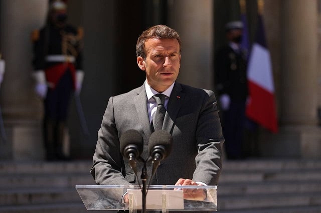 Президент Франции потребовал вывода азербайджанских войск с территории Армении