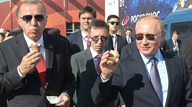 Эрдоган диктует игру у границ Армении, Москва не комментирует “слухи”