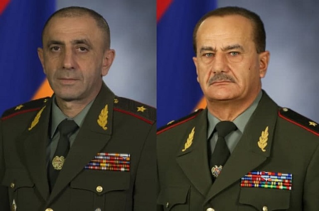 Два генерала освобождены от занимаемых должностей