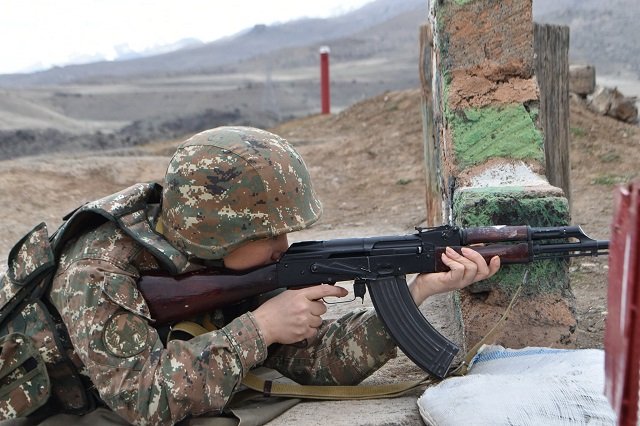 ВС Азербайджана открыли огонь по армянским позициям в Ерасхе. Вражеский огонь был подавлен․ Министерство обороны