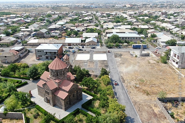 В Ереване продолжается благоустройство дворов